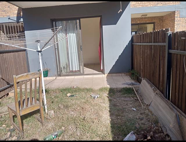 1 BEDROOM SECTIONAL TITLE FOR SALE IN COMET